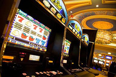 《最后生还者2》早期曾有臀部会爆炸的敌人